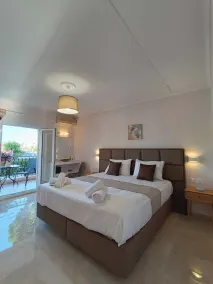 Roussa's Apartments - Chambre