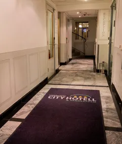 Linköpings Cityhotell och Vandrarhem - Interior entrance