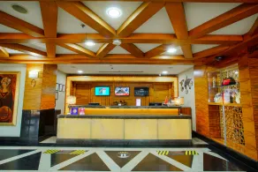 New Park Hotel - Reception