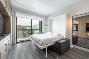 Slope Side Studio In The Heart of Canyons Village with Heated Pool & Hot Tub! - Chambre