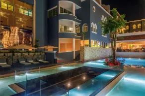 Villa Mercedes Merida, Curio Collection by Hilton - Piscine