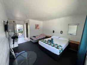 Cairns City Motel - Room