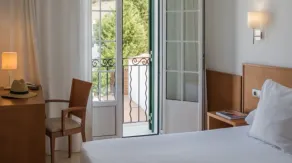 Hotel Jeni & Restaurant - Vue de la chambre