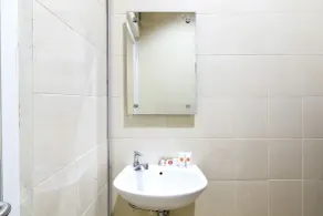 Hotel O Travel-inn - Bathroom