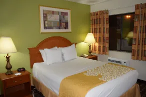 Days Inn by Wyndham Portage Cascade Mountain area - Chambre