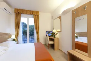 Hotel Villa Smeraldo - Habitación