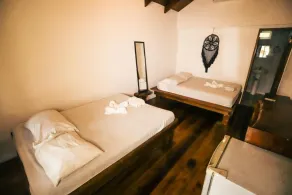 Cabinas Playa Surf Hostel - Camera