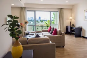 Diamond Westlake Suites - Room