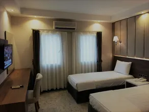 Anar Hotel - Quarto