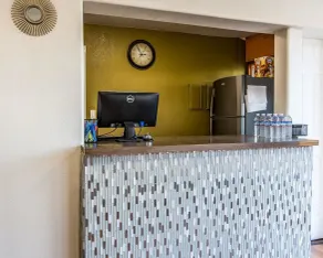 Rodeway Inn Downtown Hanford - Lobby