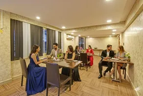 Fabhotel The Walnut - Restaurant