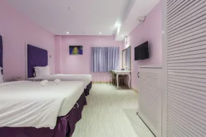 Lion King Hotel - Room