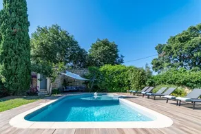 Le Mas des Oliviers Nîmes - Piscine