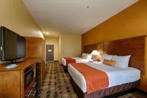 Best Western Plus Delta Inn & Suites - Chambre
