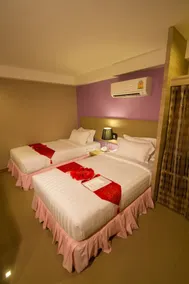 Retro39 - Room