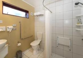 Blenheim Spa Motor Lodge - Salle de bain