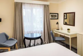 Sunday London Staines-upon-Thames Heathrow T5 - Habitación