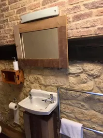 The George Hotel - Verschiedenes