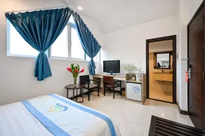 Laguna Hotel - Room