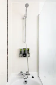 Brightleap Apartments - The Hub - Bathroom