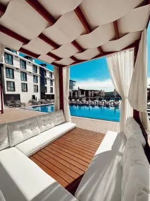Bohem Hotel - Piscine