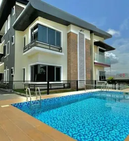 The Azaria Hotel & Apartment - Pool