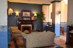 Hotel Isla Rey Jorge - Lobby sitting area