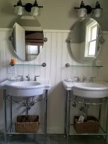 China Creek Cottages - Bathroom