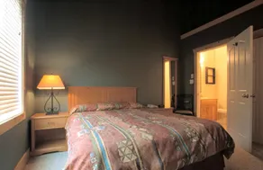 Cornerstone Lodge by StayIn - Chambre