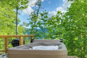 Panoramic Mtn Views & Hot Tub! Secluded Marion Gem - Interiør