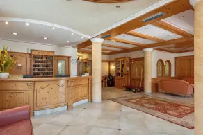 Beverly Alps Hotel & Spa - Reception