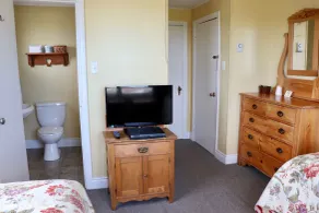 Shining Waters Country Inn - Chambre