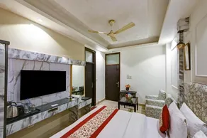 Hotel Baba Deluxe near New Delhi Railway Station and City Center -By RCG Hotels - Room