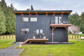 2 Mi to Warm Beach: Family Gem w/ Views - Innvendig