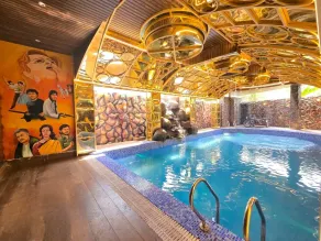 Motel Oracle - Pool
