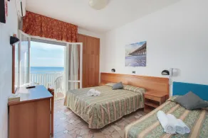 Hotel Centrale FRONTE MARE - Chambre