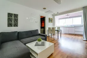 Carmel Boutique Apartments - Room