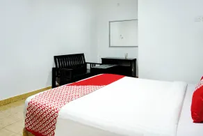 Hotel O Padang City Center Near Pantai Padang Formerly Hotel Siti Nurbaya - Room
