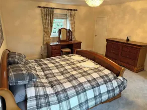 Grande maison adaptée aux familles avec jardin | Avec animaux acceptés - Chambre