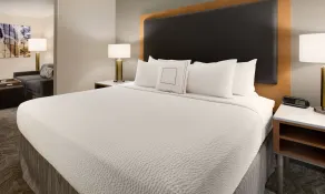 SpringHill Suites Phoenix North - Room