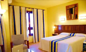 Hotel Apartamentos Londres La Manga - Chambre