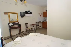 Pension Moschoula - Room