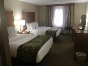 Comfort Inn Millersburg - Habitación