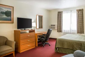 Hudson Inn & Suites - Habitación