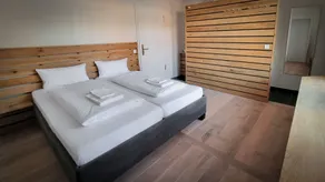 albgut GmbH - Übernachten im Kulturdenkmal Altes Lager Hotel BT7 und BT9 - Camera