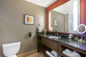Best Western Premier Ivy Inn & Suites - Salle de bain