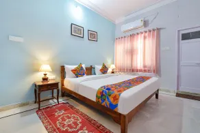 Fabhotel The Castle Homestay I - Chambre
