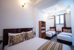 Cine House - Camera