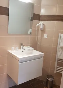 Le Beaugency - Badezimmer