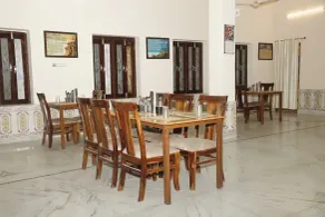 Pithoragarh Resort - Restaurante